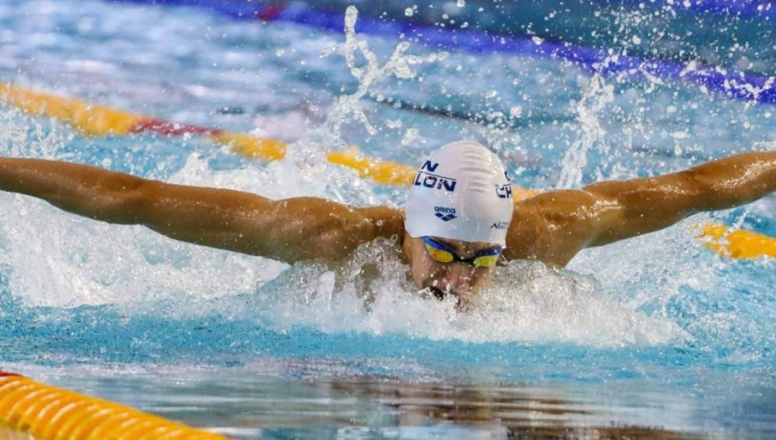 Le Debrief Sports : moisson de médailles pour la natation algérienne, Belkadi s’empare du bronze, Algérie-Guinée à Baraki, Feghouli voit rouge…