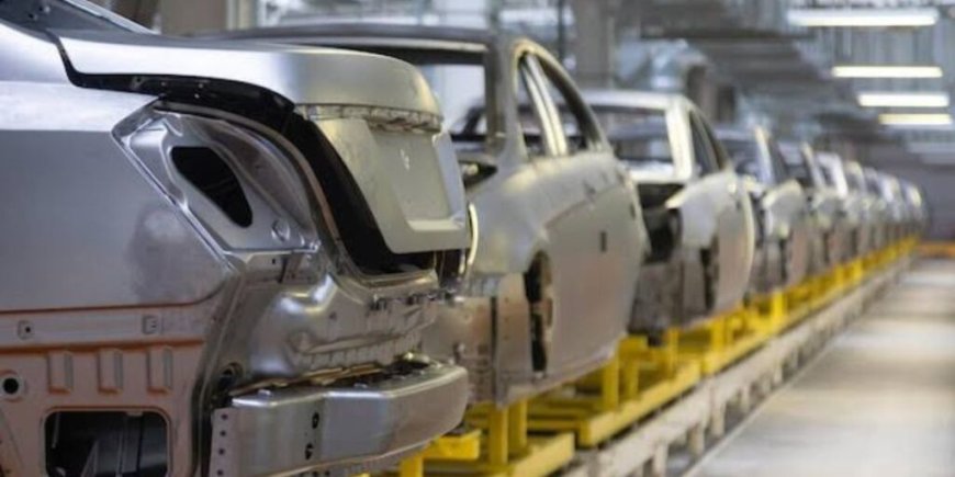 Automobile en Algérie : lancement de la production de tôles métalliques à Oran