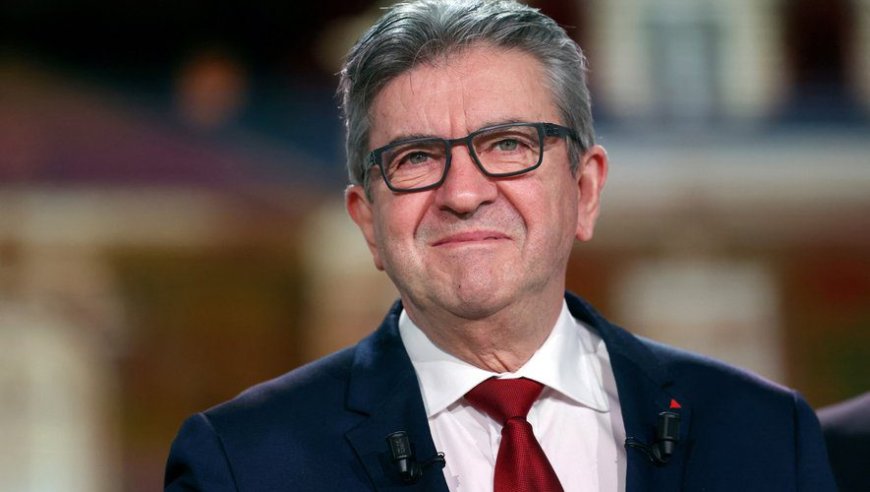 Laïcité sous les projecteurs : Hanouka à l’Élysée et le clash verbal entre Mélenchon et Larcher