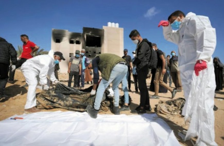 49 Palestiniens déterrés d'un nouveau charnier à l'hôpital Al Shifa : Plus de 500 corps exhumés des fosses communes