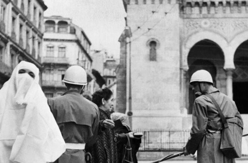 La France et l’Algérie Réconcilient Leurs Passés Colonisés à Travers Un Partage Historique Inédit