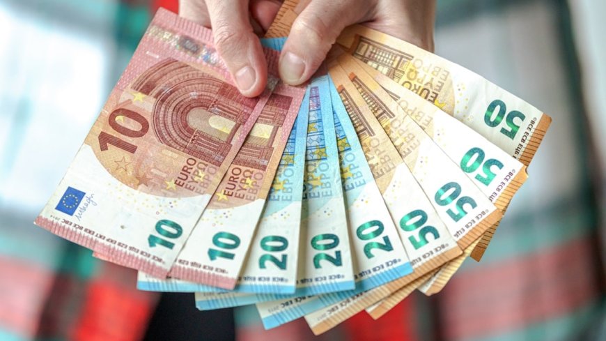 Dinar algérien : l’euro et le dollar en hausse sur le marché noir, voici pourquoi