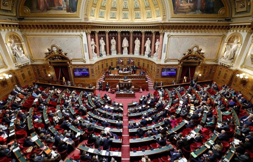 Réforme Drastique de l’Immigration en France : Le Sénat Passe le Témoin à l’Assemblée