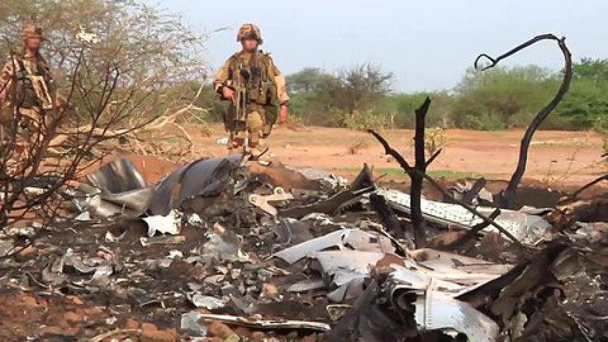 Vol AH5017 : les premières images du lieu du crash et des débris de l’avion d’Air Algérie