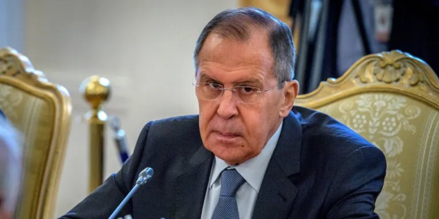 Il a révélé un détail important.. Lavrov parle de la participation de la Syrie au sommet arabe qui sera accueilli par l’Algérie