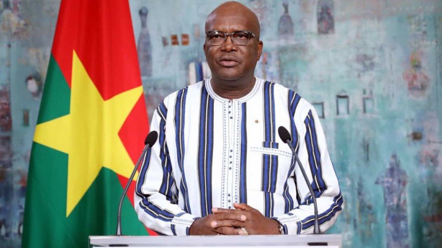 Afrique: Le renversement du président burkinabé.. Signes d’un coup d’État militaire au Burkina Faso