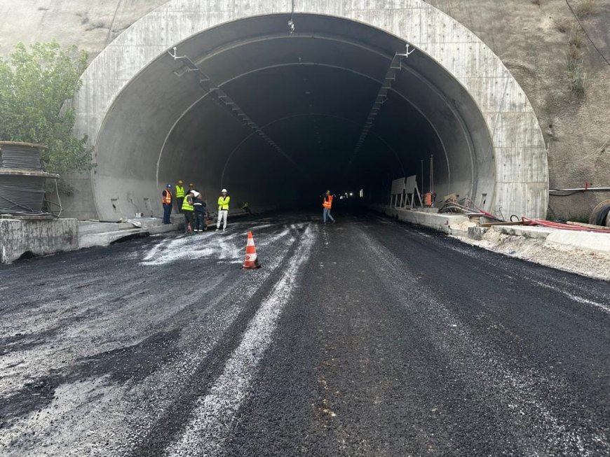 Tunnel  Djebel Ouach Constantine : Un des deux tubes livré  en juillet