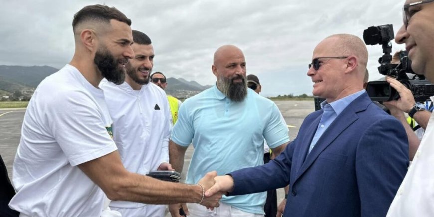 Karim Benzema, le joueur d’origine algérienne en visite à Bejaïa