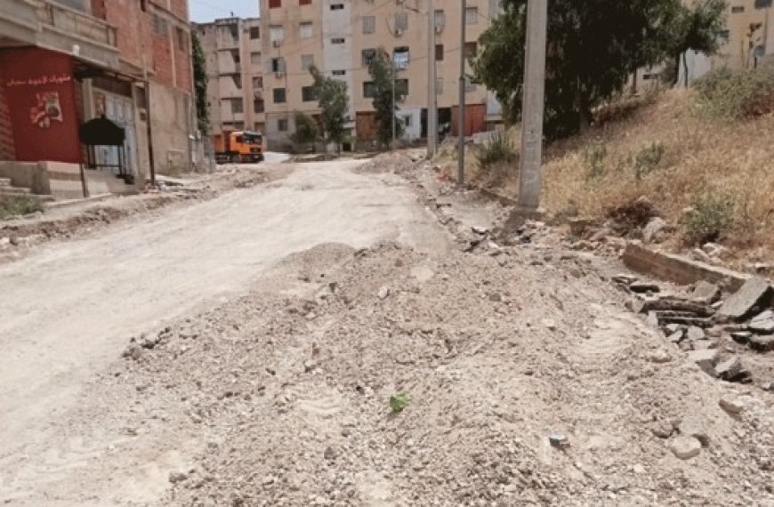 Décapage anarchique des routes à Oued El Hdjar