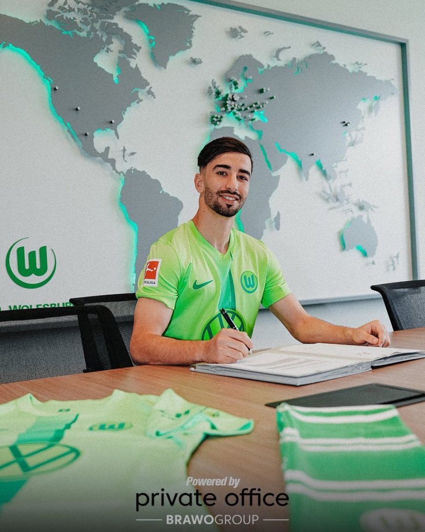 Officiel : Amoura signe à Wolfsburg !