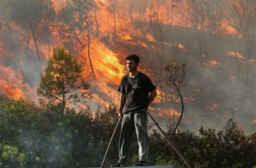 Grèce : Le nombre d’incendies a plus que doublé