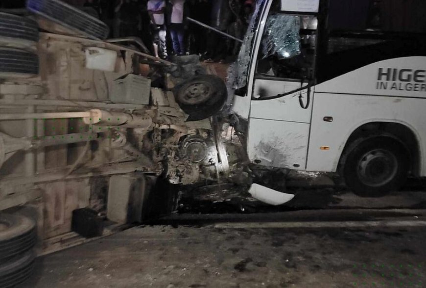 Tiaret : 03 morts et 11 blessés dans un accident de la route