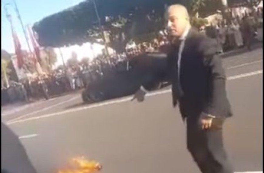 Un jeune Marocain lance un cocktail Molotov sur le chemin de Mohamed VI