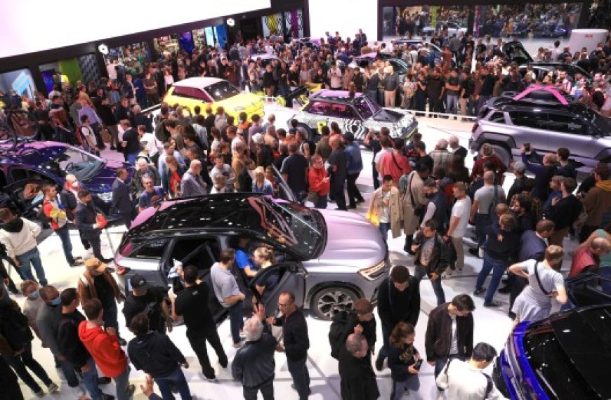 90e Mondial de l’Auto de Paris : L’électrique pour relancer le marché