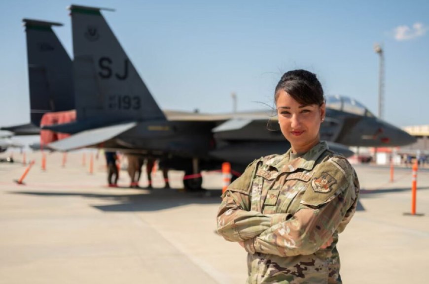 USA : l’armée de l’Air américaine met à l’honneur le parcours de l’Algérienne Amal Djezzar