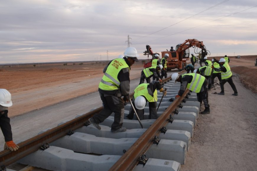 Ligne ferroviaire Bechar-Tindouf-Gara Djebilet : l’Anesrif fait le point sur l’avancement des travaux