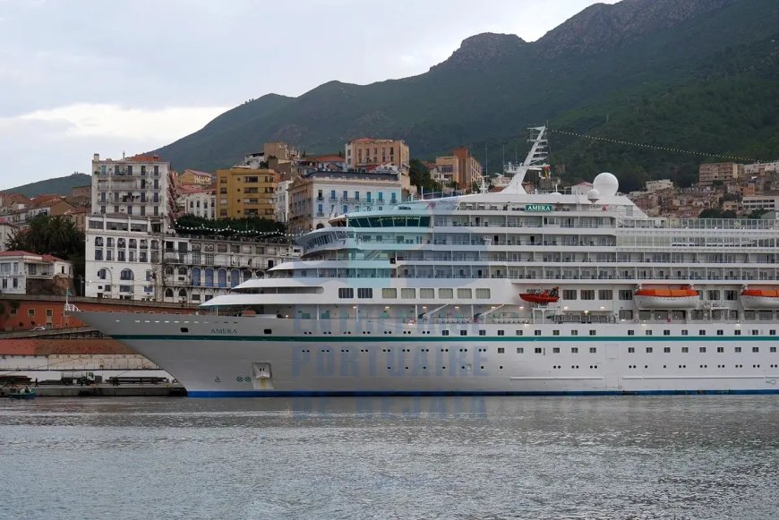 Le navire de croisière MS AMERA accoste à Béjaïa