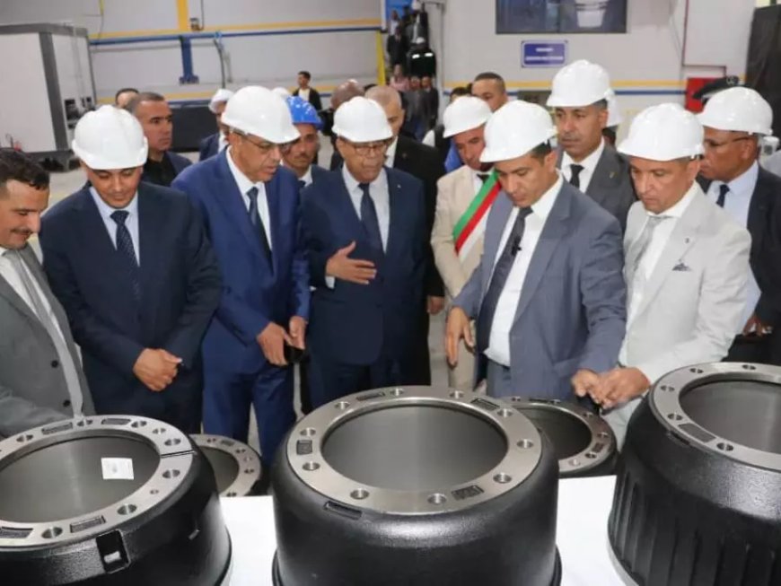 Aoun inaugure à Magra un complexe industriel de production de pièces de rechange de véhicules