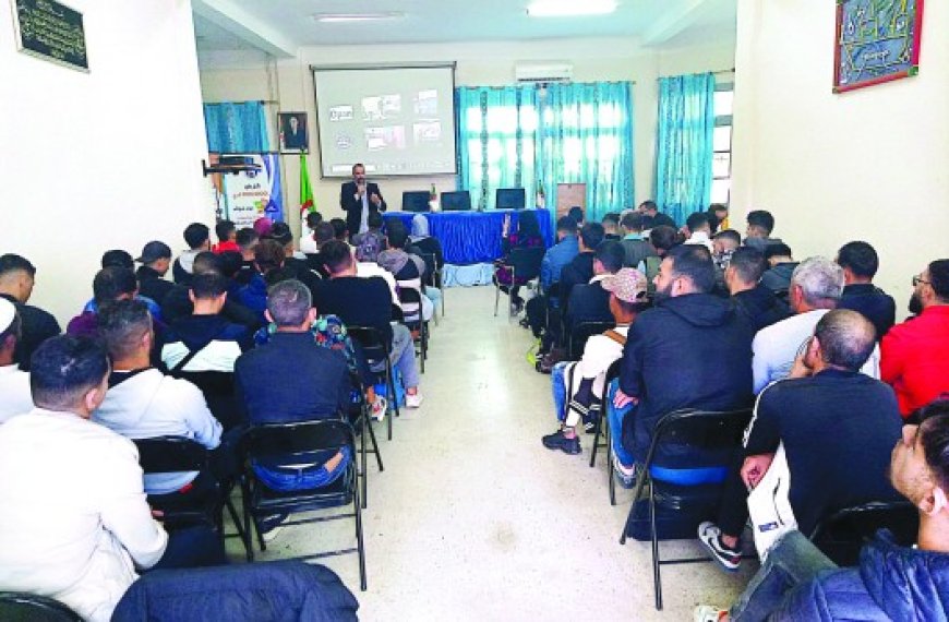 Cherchell : Journée d’étude sur l’entrepreneuriat dans le secteur de la pêche