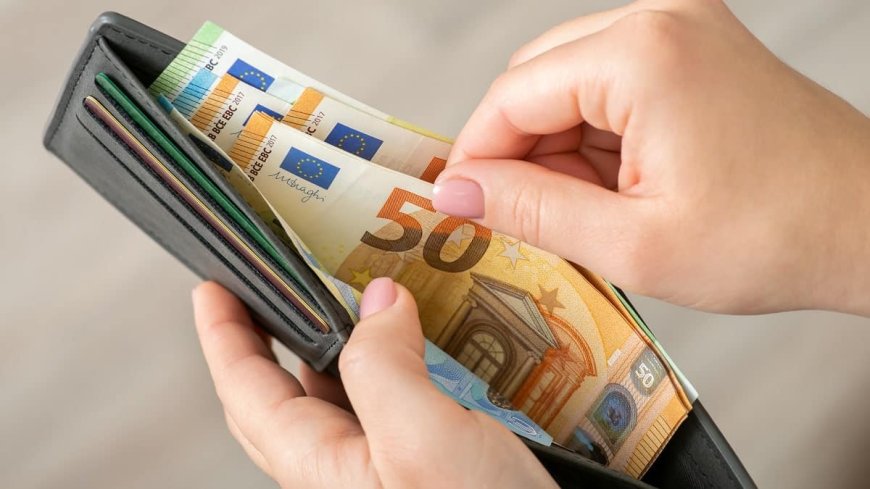 Change : l’euro tutoie les 260 dinars algériens