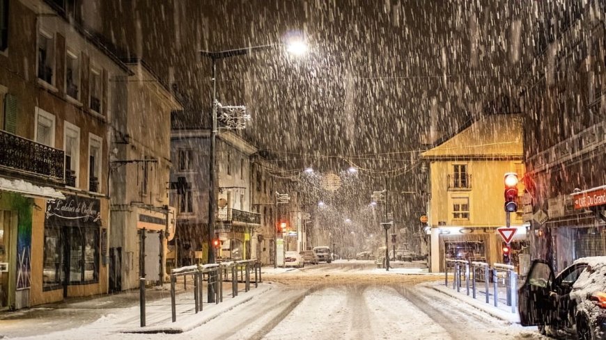 Voyage en Algérie : 3 villes où la neige s’invite en centre-ville