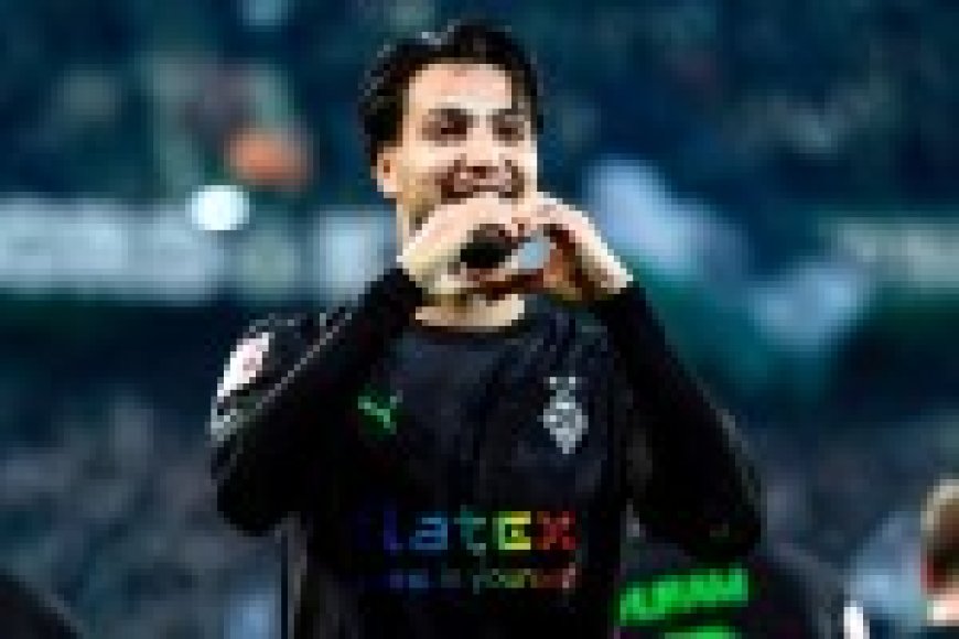 M'Gladbach : Bensebaini signe son sixième but contre le Borussia Dortmund (Vidéo)