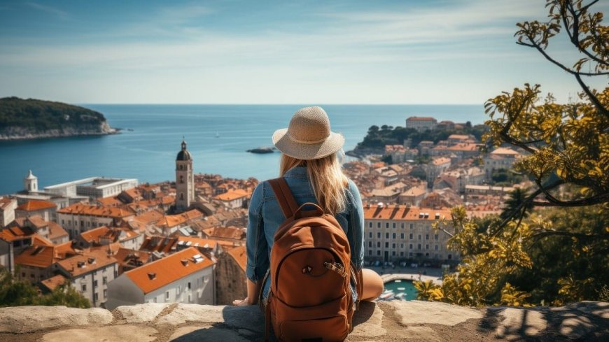 Algérie : une voyageuse solo fait sensation avec ses vidéos