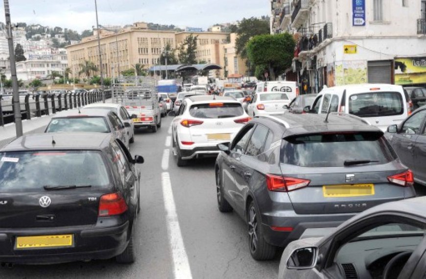 Des embouteillages à longueur de journée : Alger suffoque !