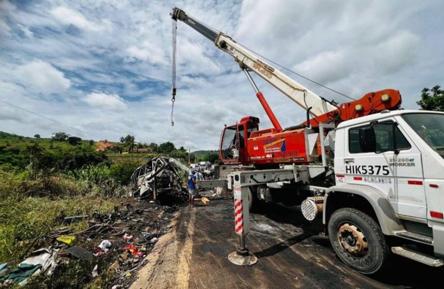 Brésil : au moins 38 morts dans un accident de car