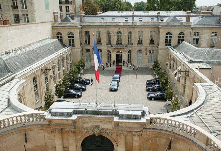 Un nouveau gouvernement en France pour un casting ancien