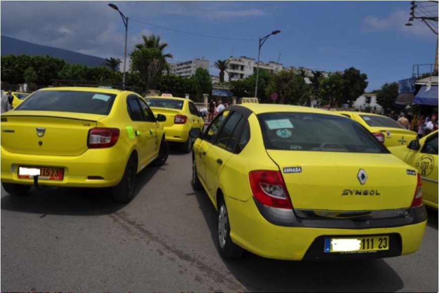 Embouteillages catastrophiques au centre-ville d’Annaba : De nouveaux arrêts de taxis, mais à quel prix ?