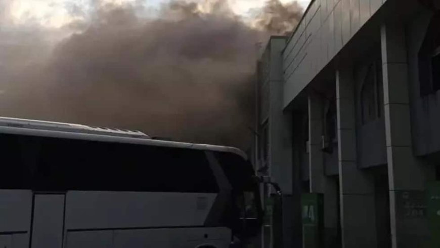 Alger : incendie à la gare routière de Kharouba