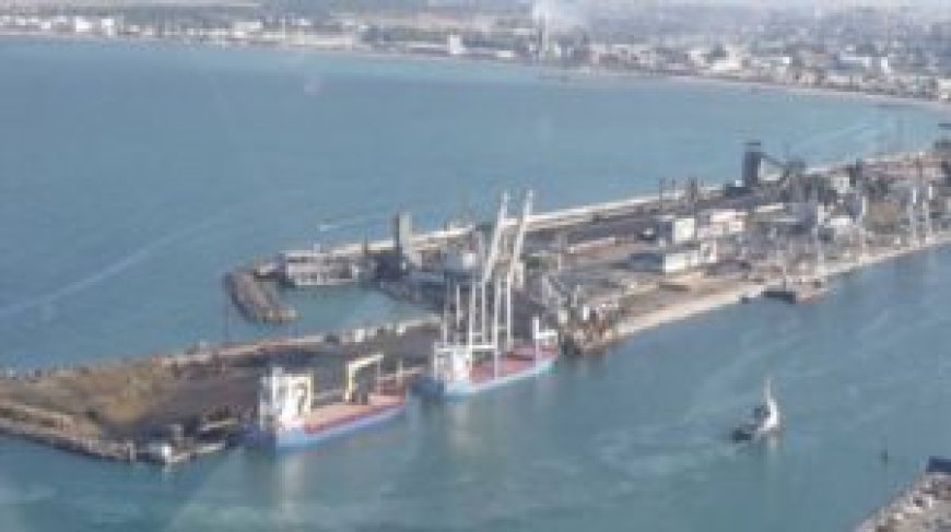 Commerce : les exportations algériennes de phosphates et d’engrais via le quai minéralier au port d’Annaba