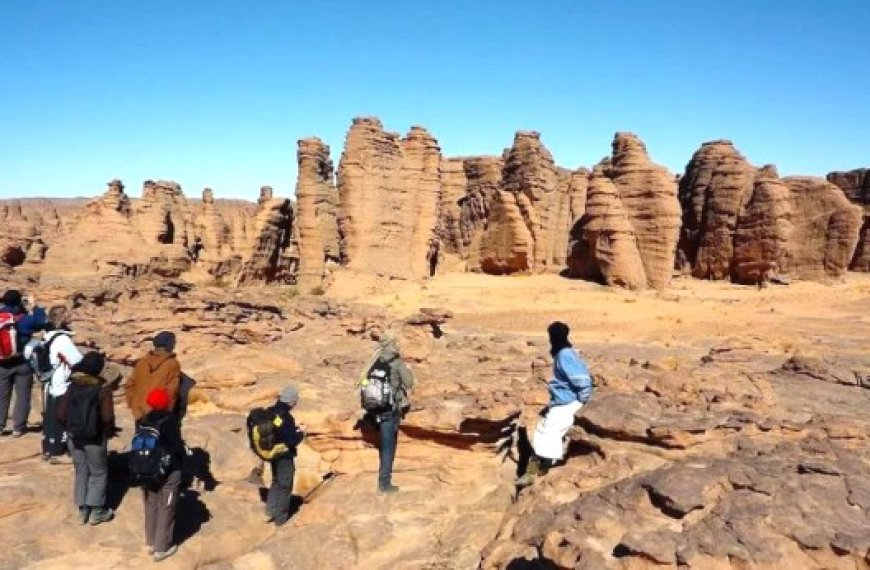 Le tourisme saharien en plein essor : Djanet et Illizi comme pôles d’attraction